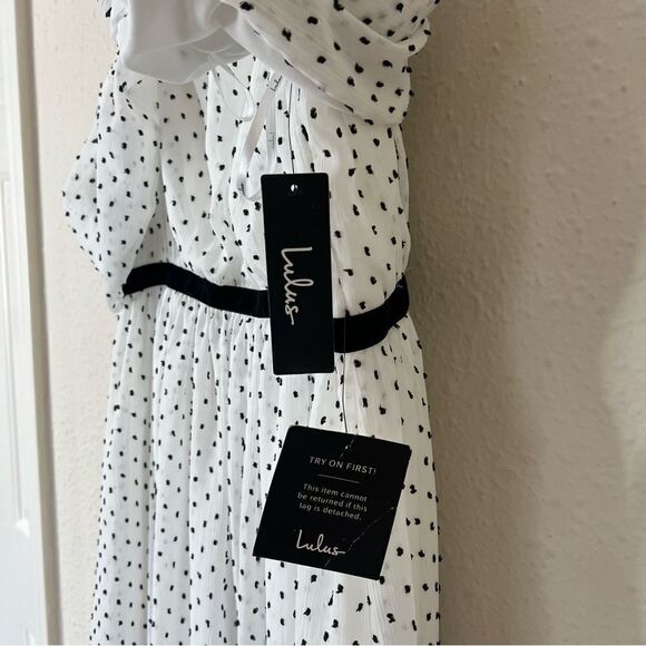 Lulus Polka Dot Cold Shoulder Midi Dress NEW Size Large - Picture 6 of 9